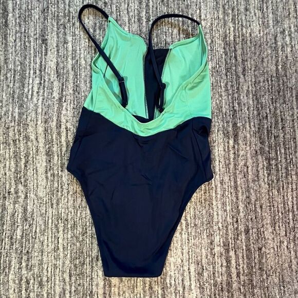 Lively Women’s Size‎ XS The One Piece Colorblock Swimsuit Blue Bathing Suit - Picture 3 of 5